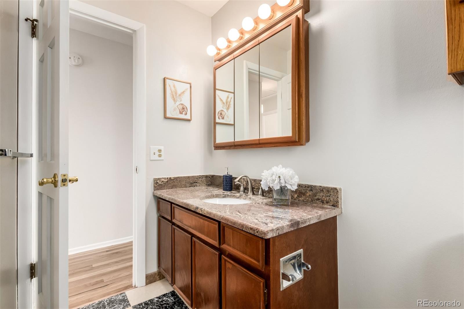 MLS Image #11 for 2736 s ingalls way,denver, Colorado