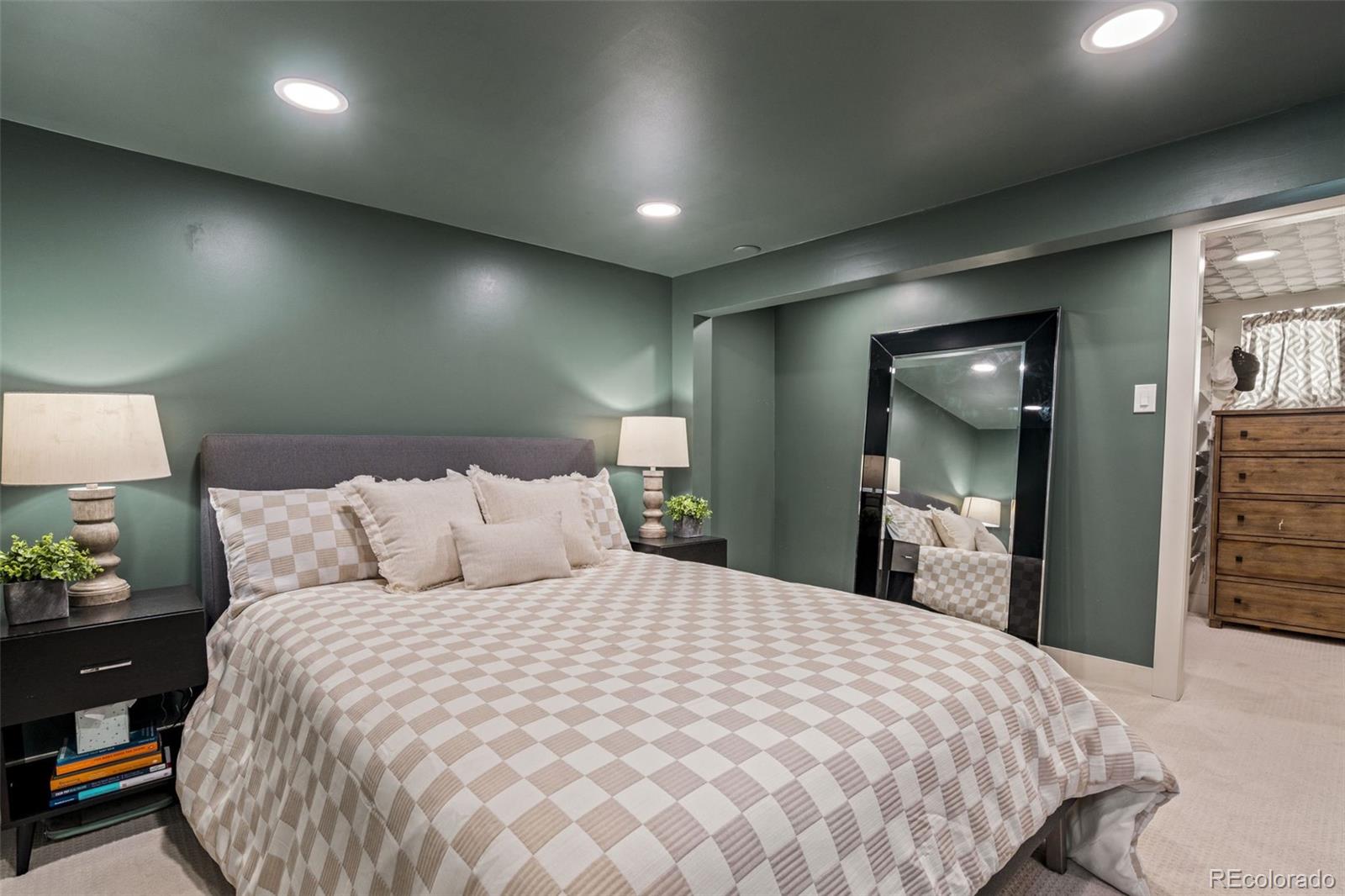 MLS Image #29 for 1247  harrison street,denver, Colorado