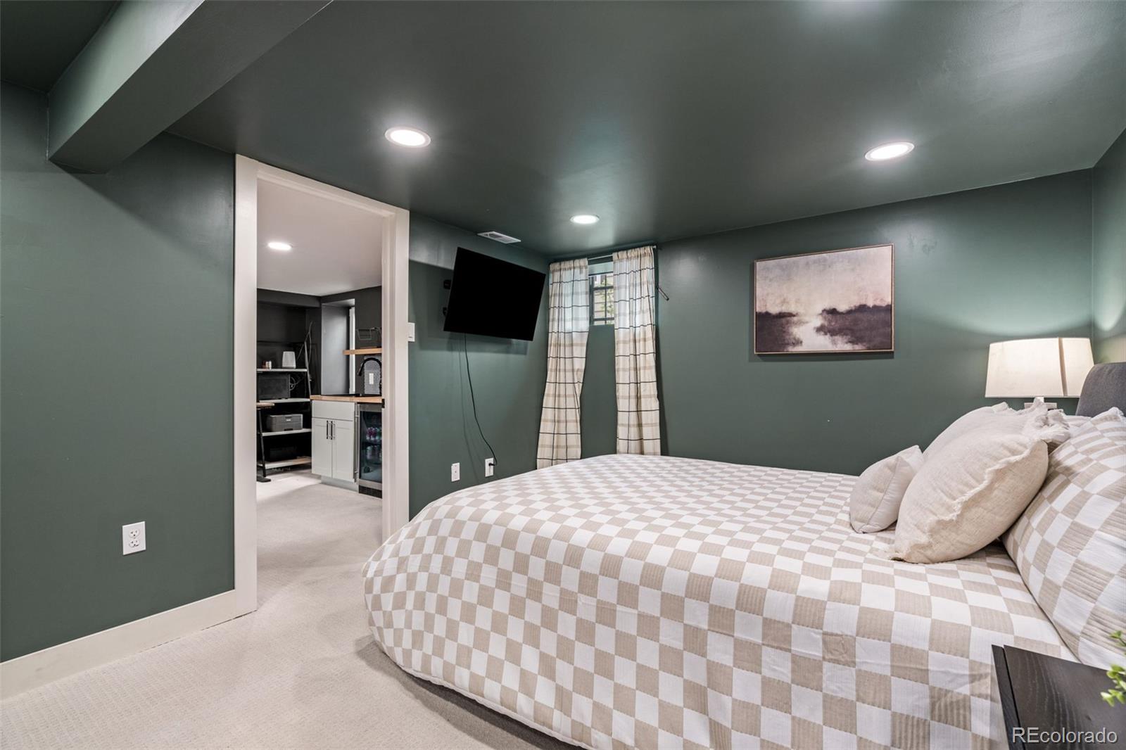 MLS Image #30 for 1247  harrison street,denver, Colorado