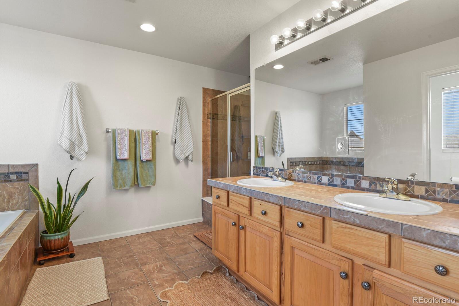 MLS Image #13 for 17945 e 104th place b,commerce city, Colorado