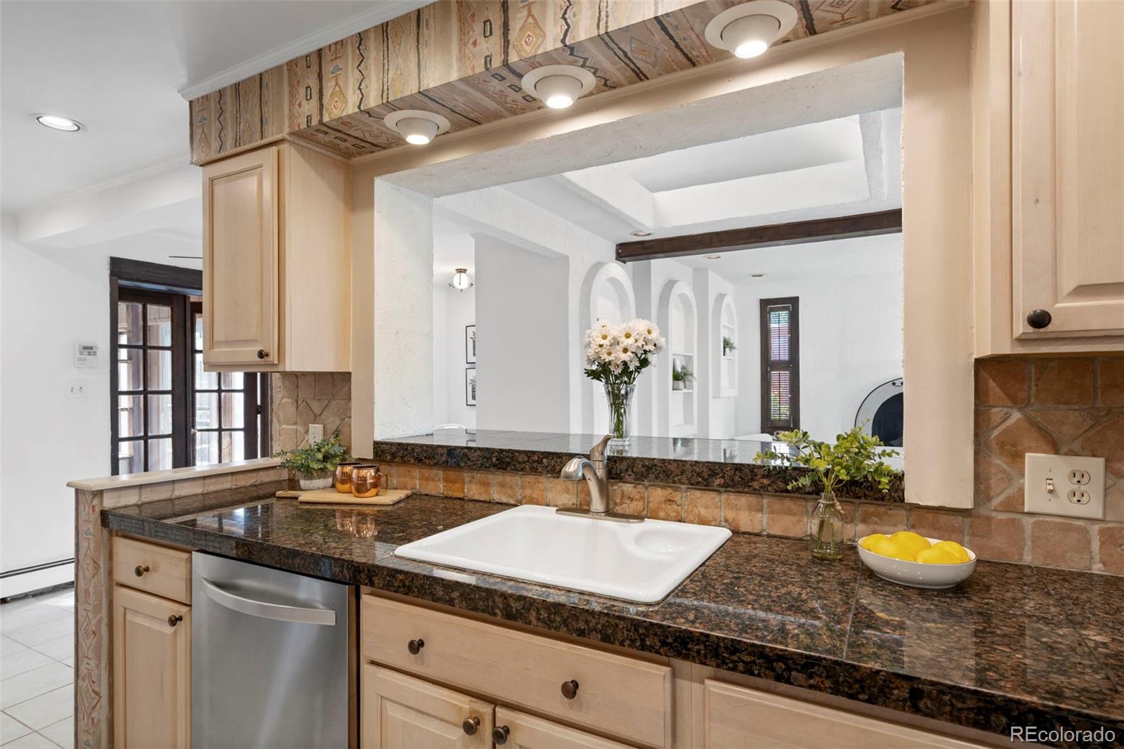 MLS Image #14 for 885  everett street,lakewood, Colorado