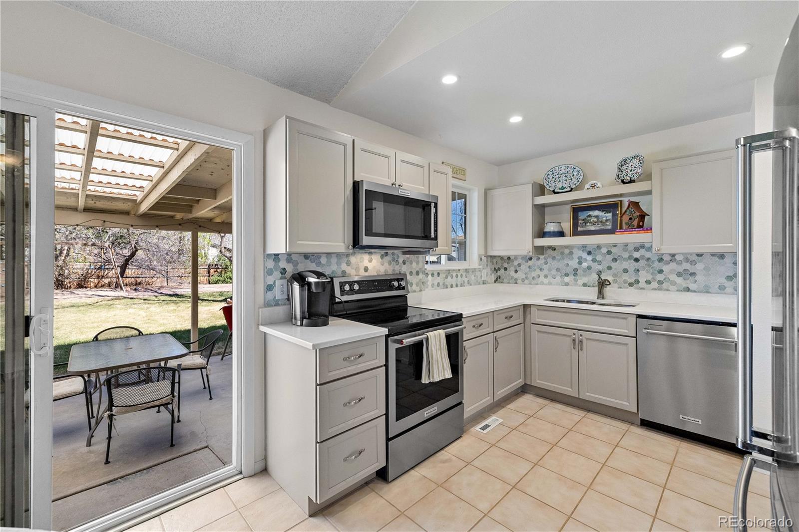 MLS Image #7 for 18925 w 59th place,golden, Colorado