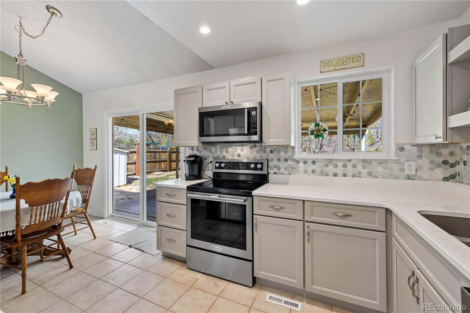 MLS Image #8 for 18925 w 59th place,golden, Colorado