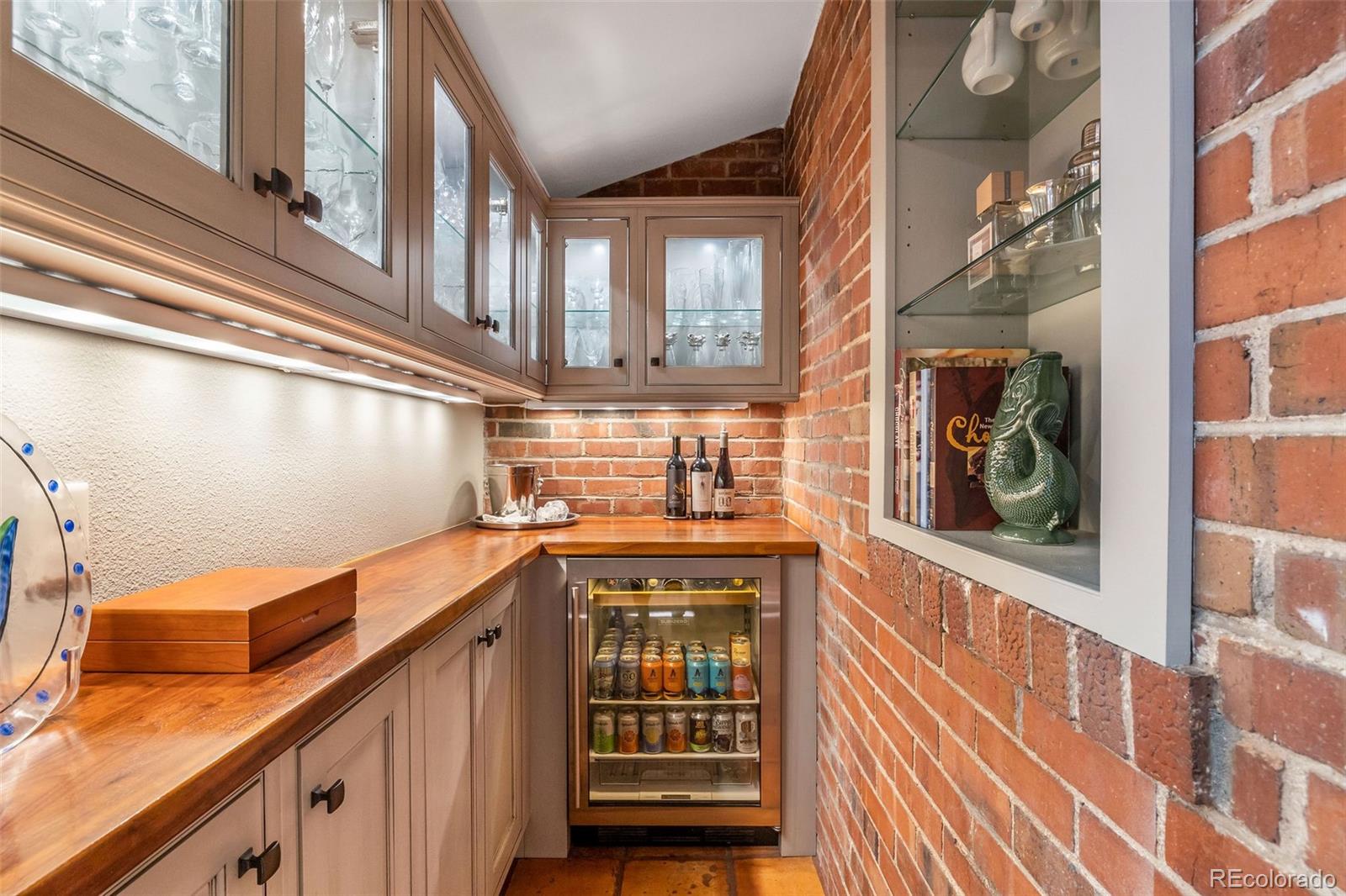 MLS Image #31 for 675 n marion street,denver, Colorado
