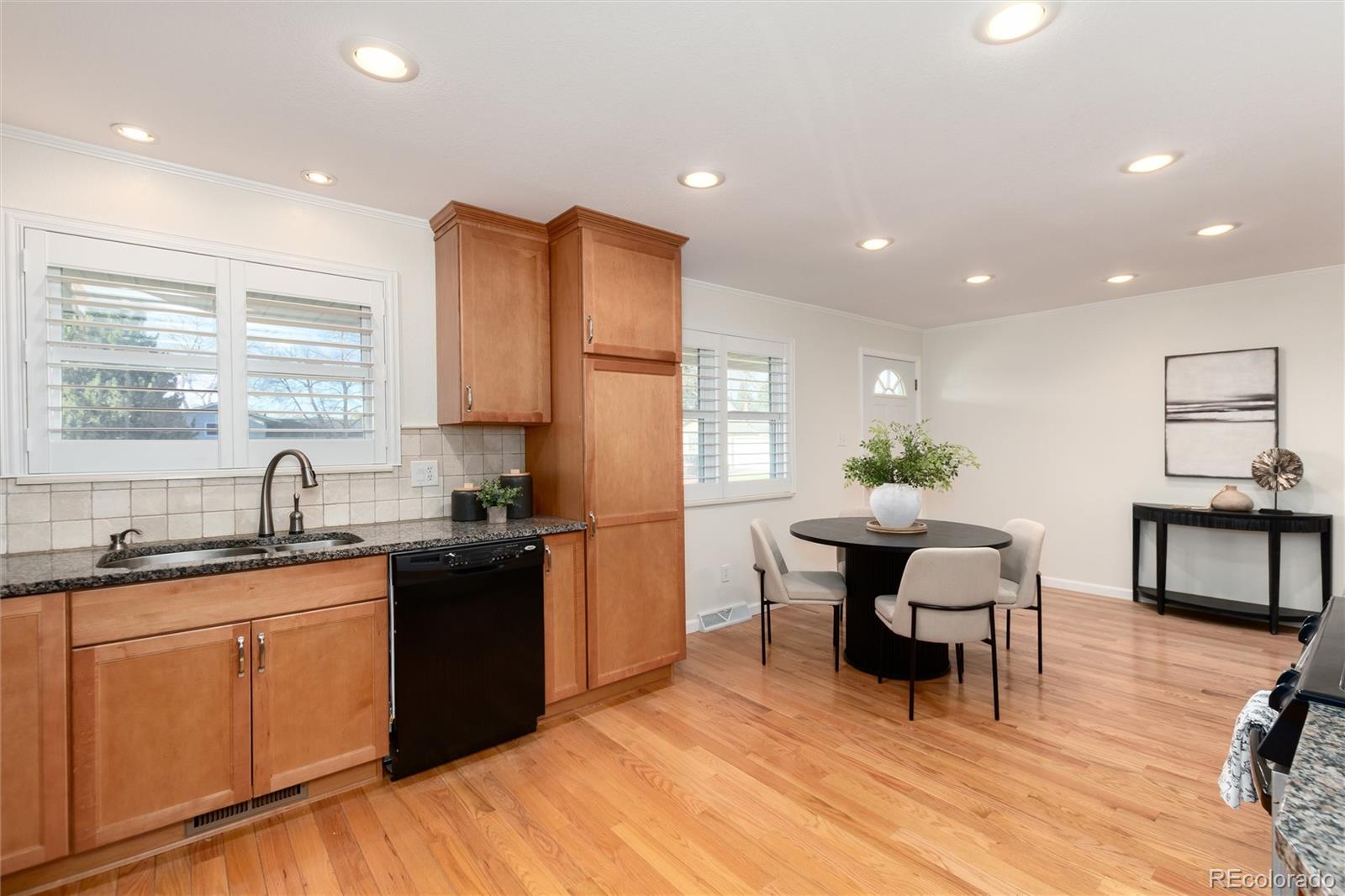 MLS Image #11 for 6879 s roslyn circle,centennial, Colorado