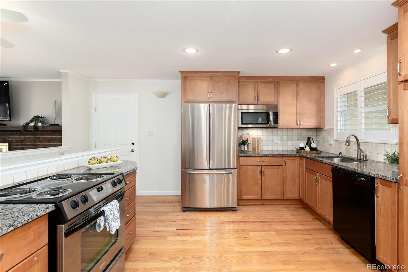 MLS Image #9 for 6879 s roslyn circle,centennial, Colorado