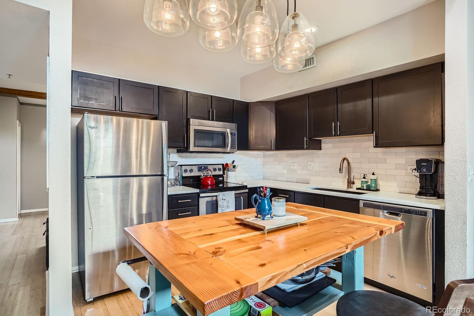 MLS Image #12 for 3295  blake street,denver, Colorado