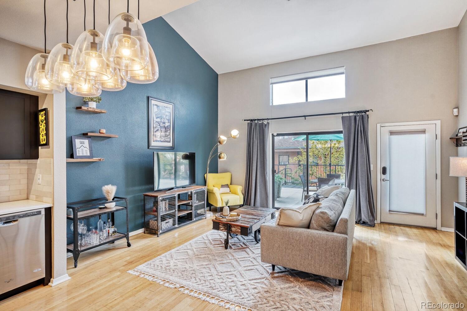 MLS Image #9 for 3295  blake street,denver, Colorado