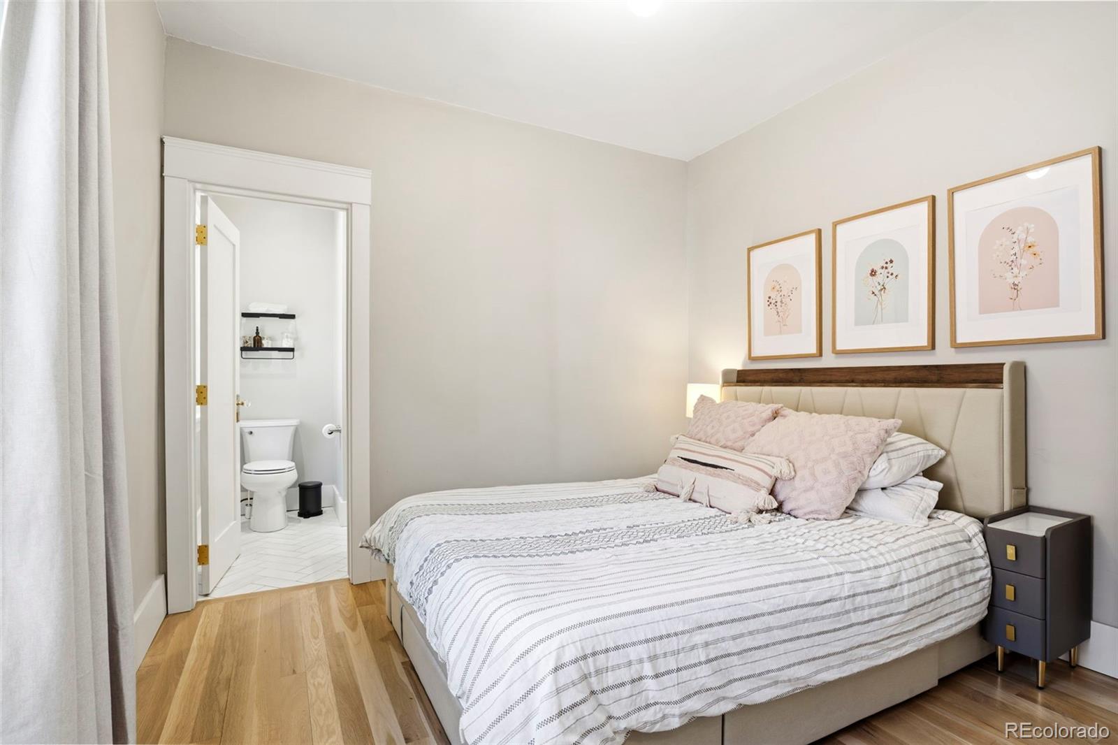 MLS Image #11 for 1824 s washington street,denver, Colorado