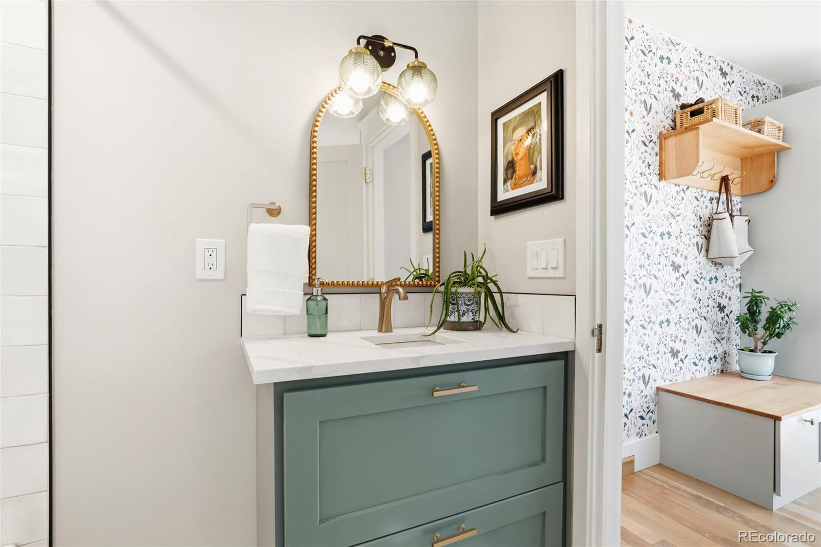 MLS Image #22 for 1824 s washington street,denver, Colorado