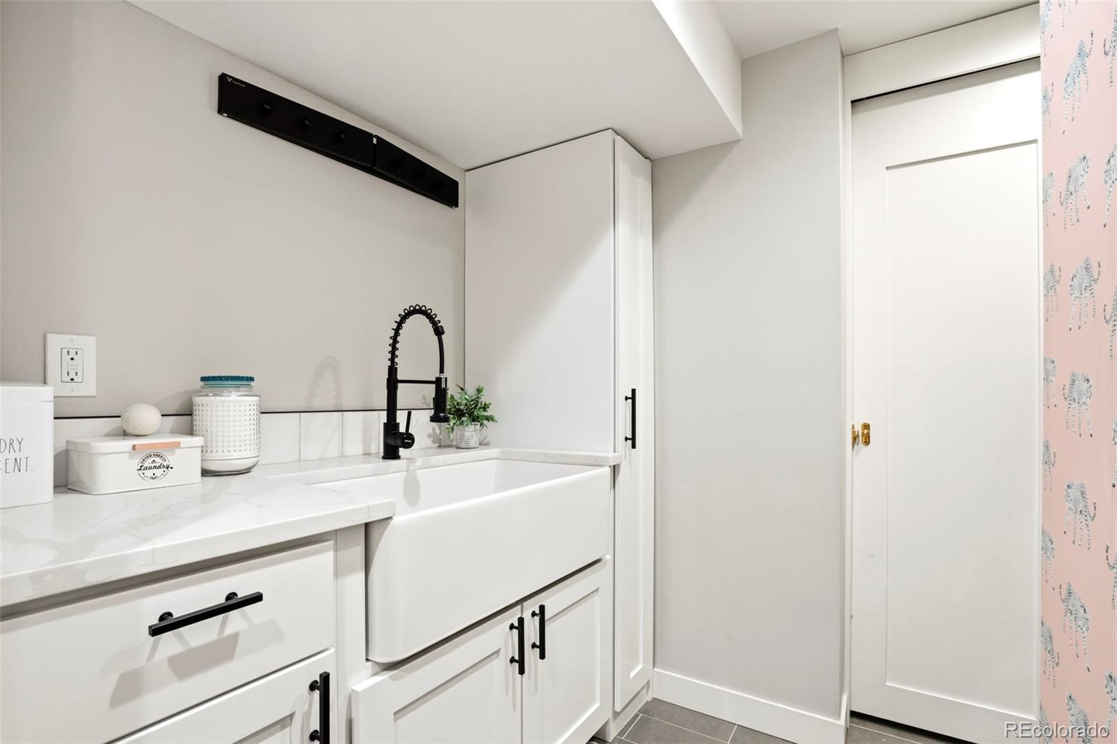 MLS Image #30 for 1824 s washington street,denver, Colorado
