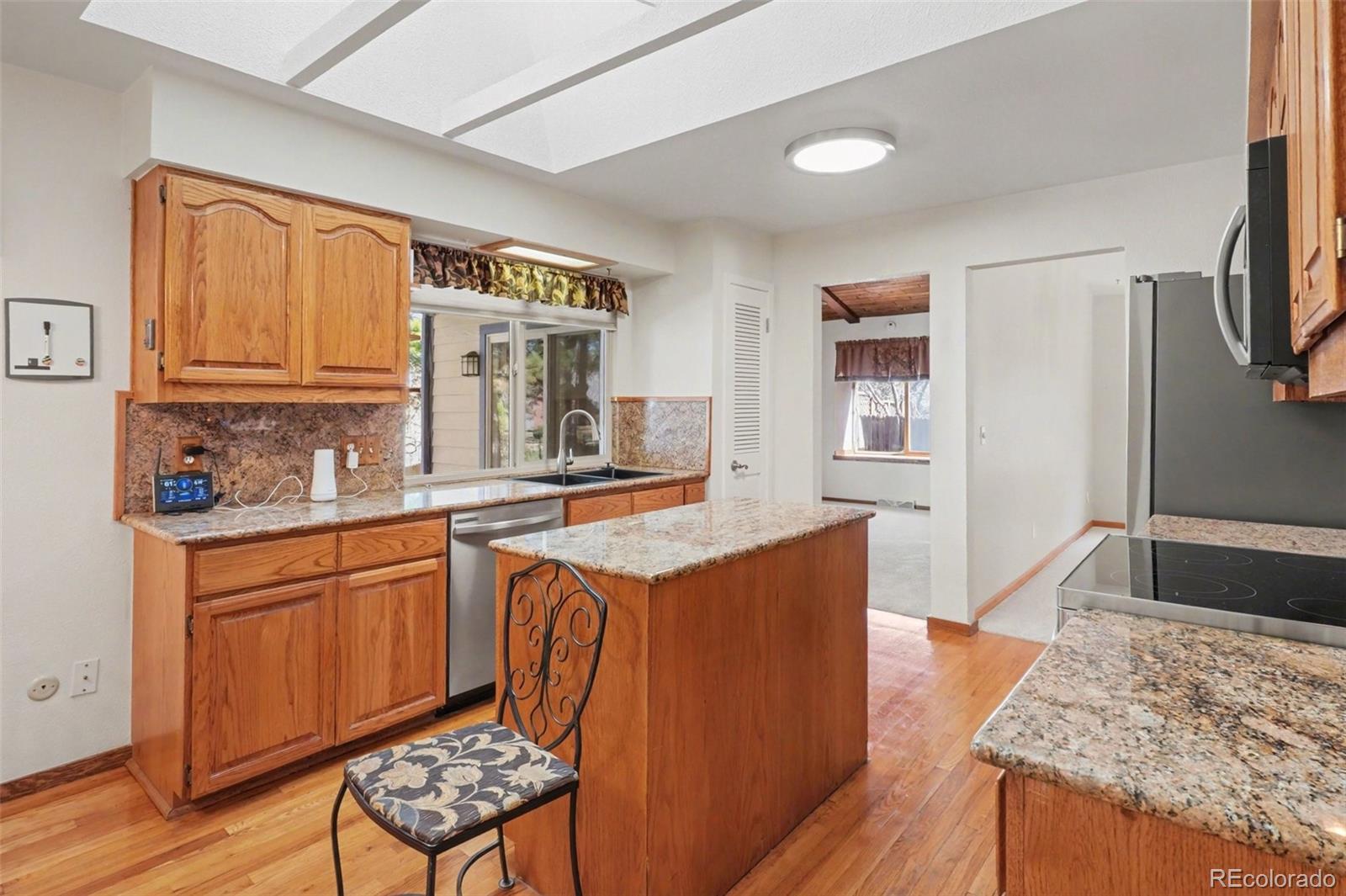 MLS Image #10 for 5571 w kent place,denver, Colorado