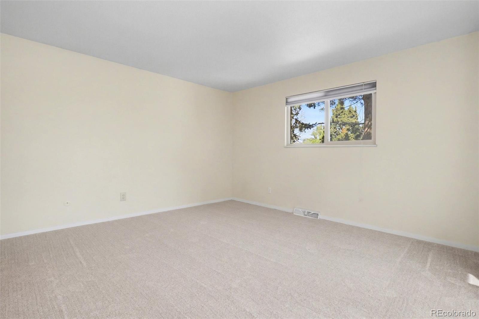 MLS Image #14 for 5571 w kent place,denver, Colorado