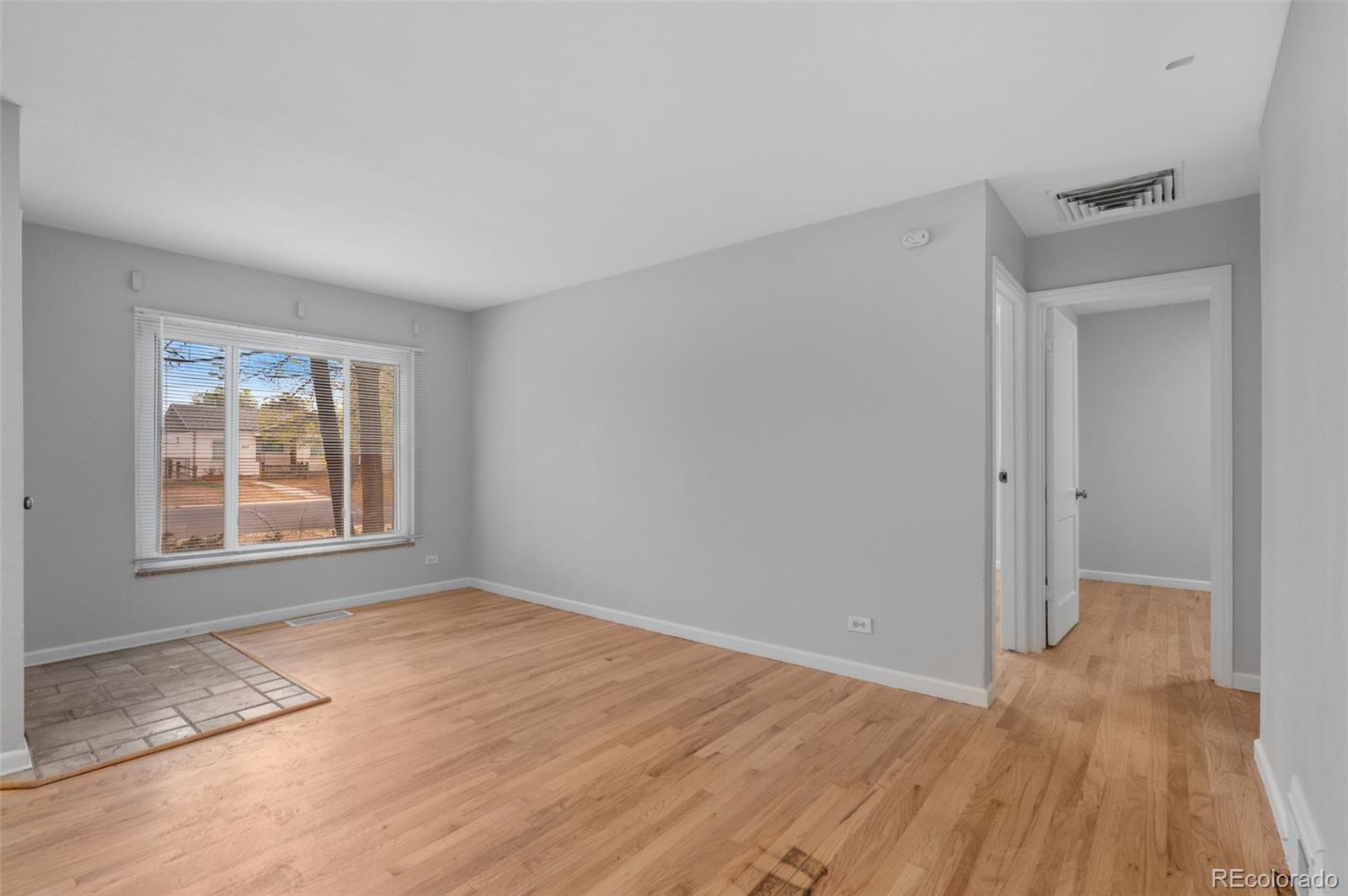 MLS Image #4 for 2208  hanover street,aurora, Colorado