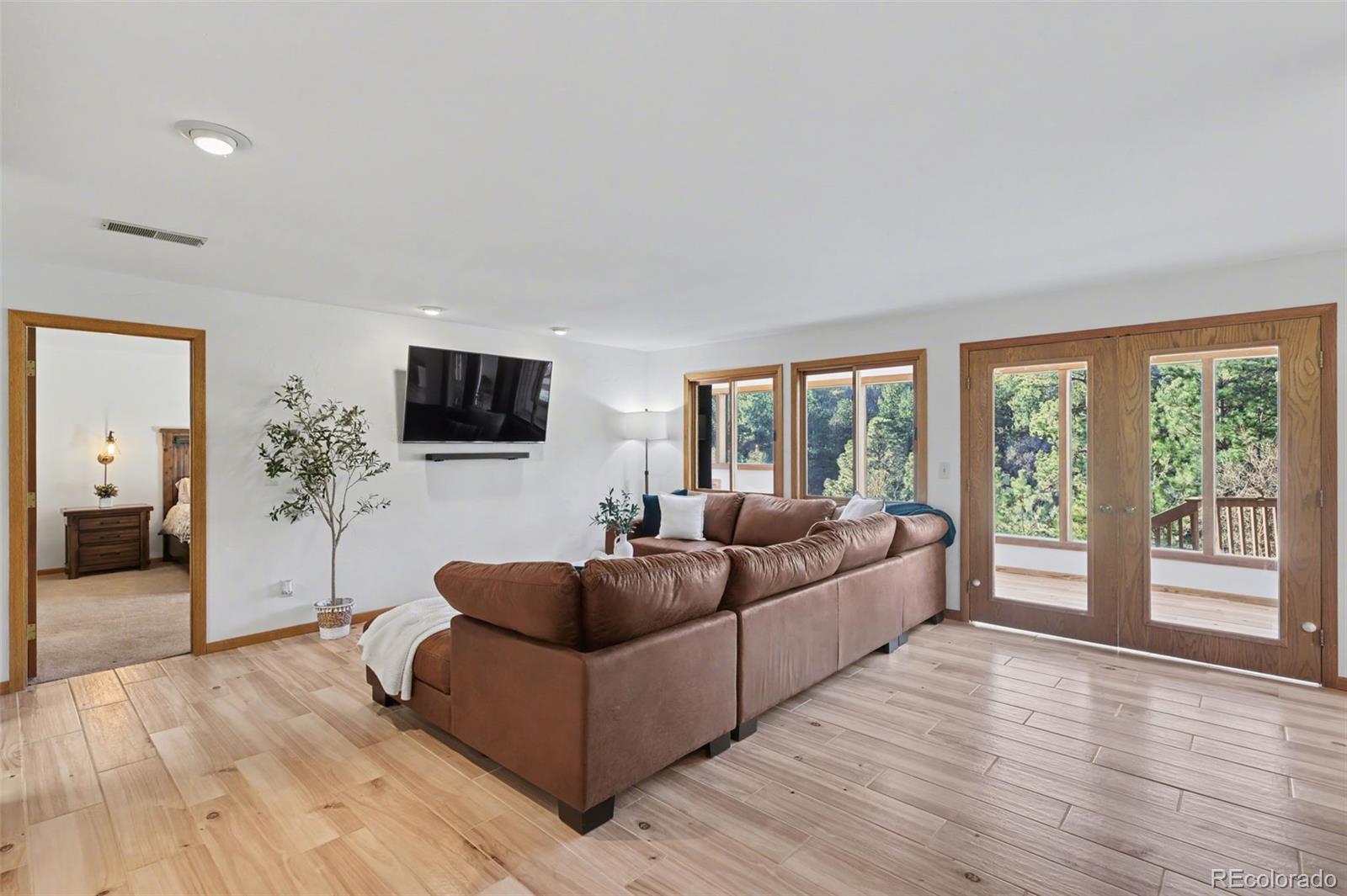 MLS Image #12 for 1550  mount woodmen court,colorado springs, Colorado