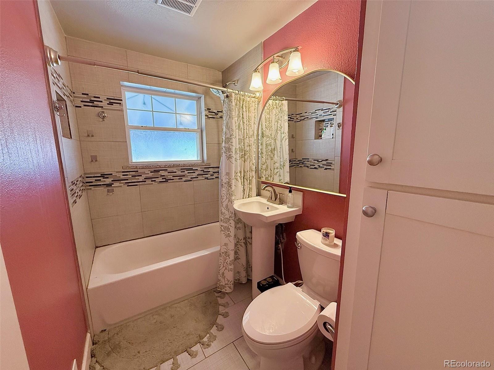 MLS Image #13 for 1310 s dale court,denver, Colorado
