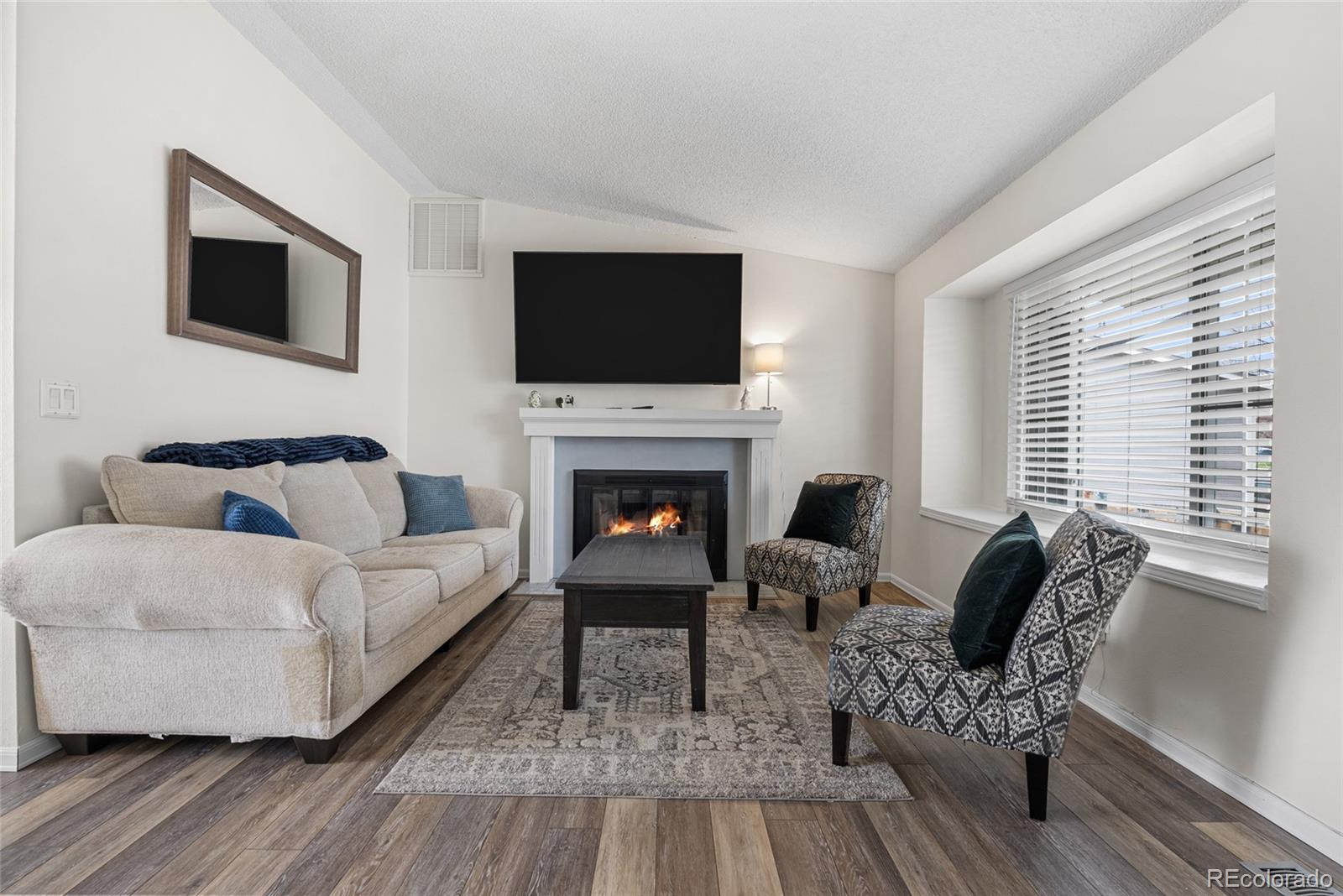 MLS Image #5 for 1318 s biscay street,aurora, Colorado