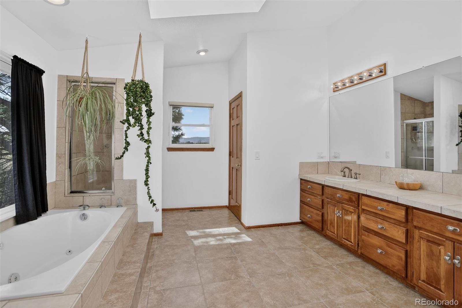 MLS Image #31 for 8864 s indian creek street,highlands ranch, Colorado