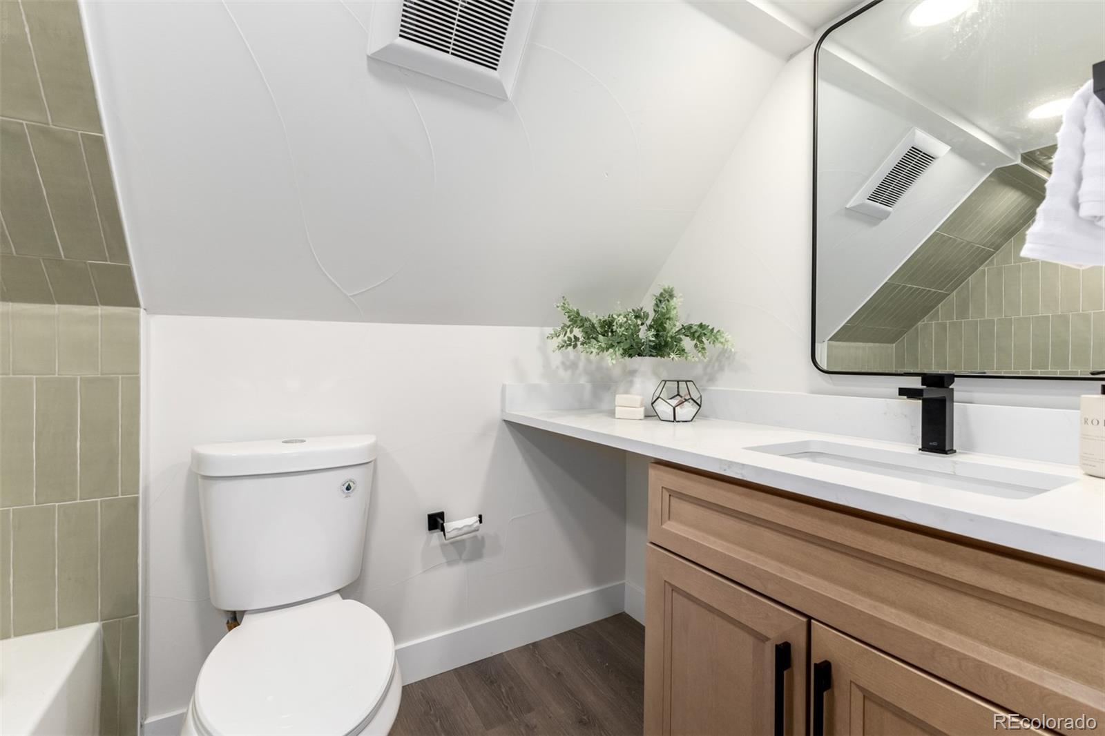 MLS Image #28 for 949  lipan street,denver, Colorado