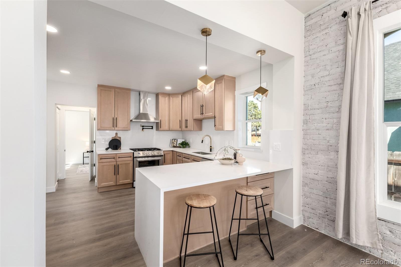 MLS Image #9 for 949  lipan street,denver, Colorado
