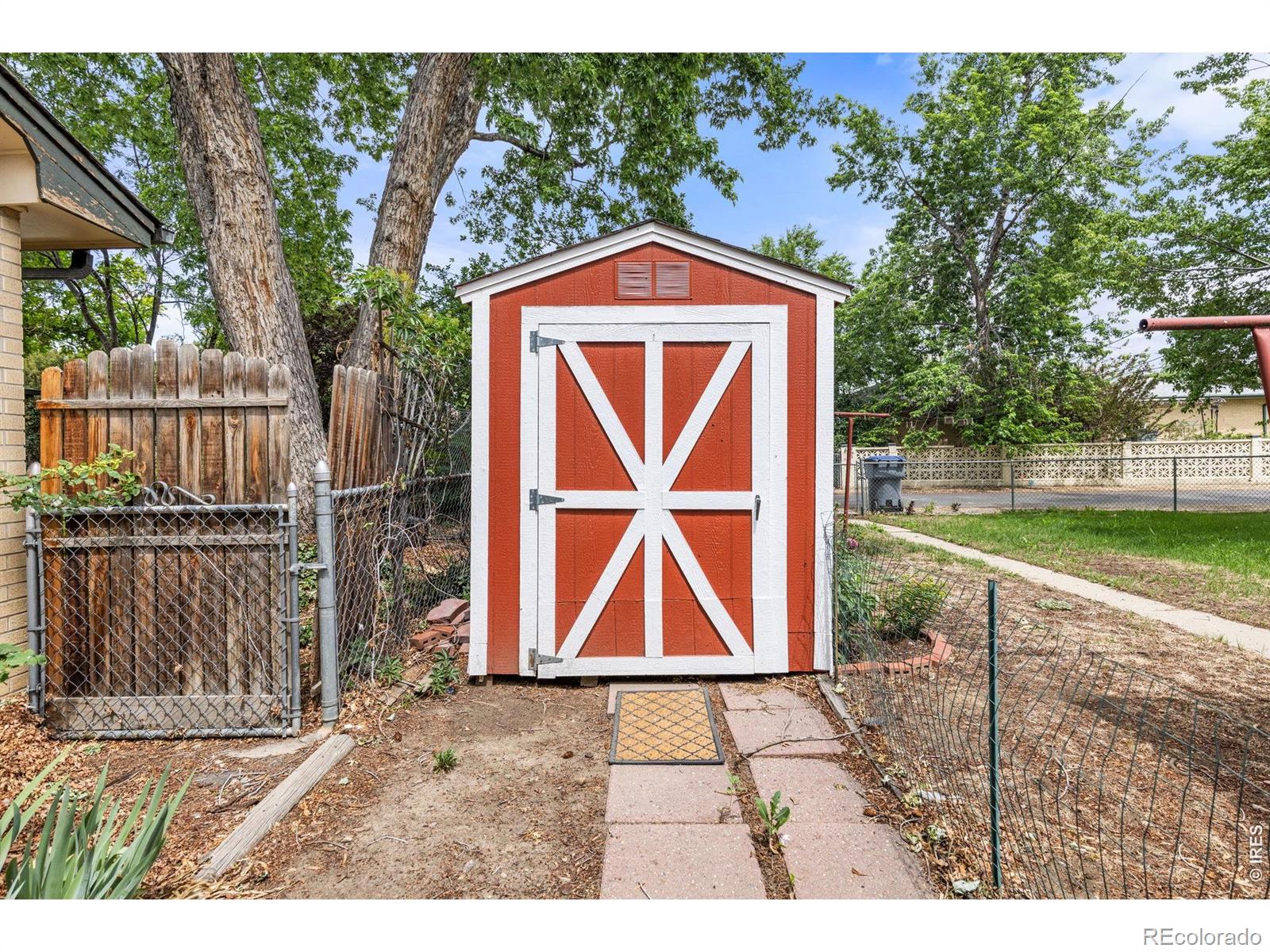 MLS Image #16 for 1208  juniper street,longmont, Colorado
