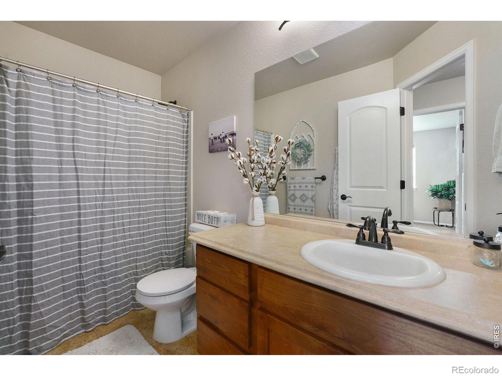 MLS Image #21 for 852  sunlight peak drive,severance, Colorado