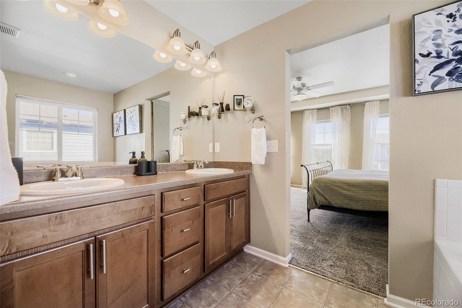 MLS Image #19 for 26285 e frost place,aurora, Colorado