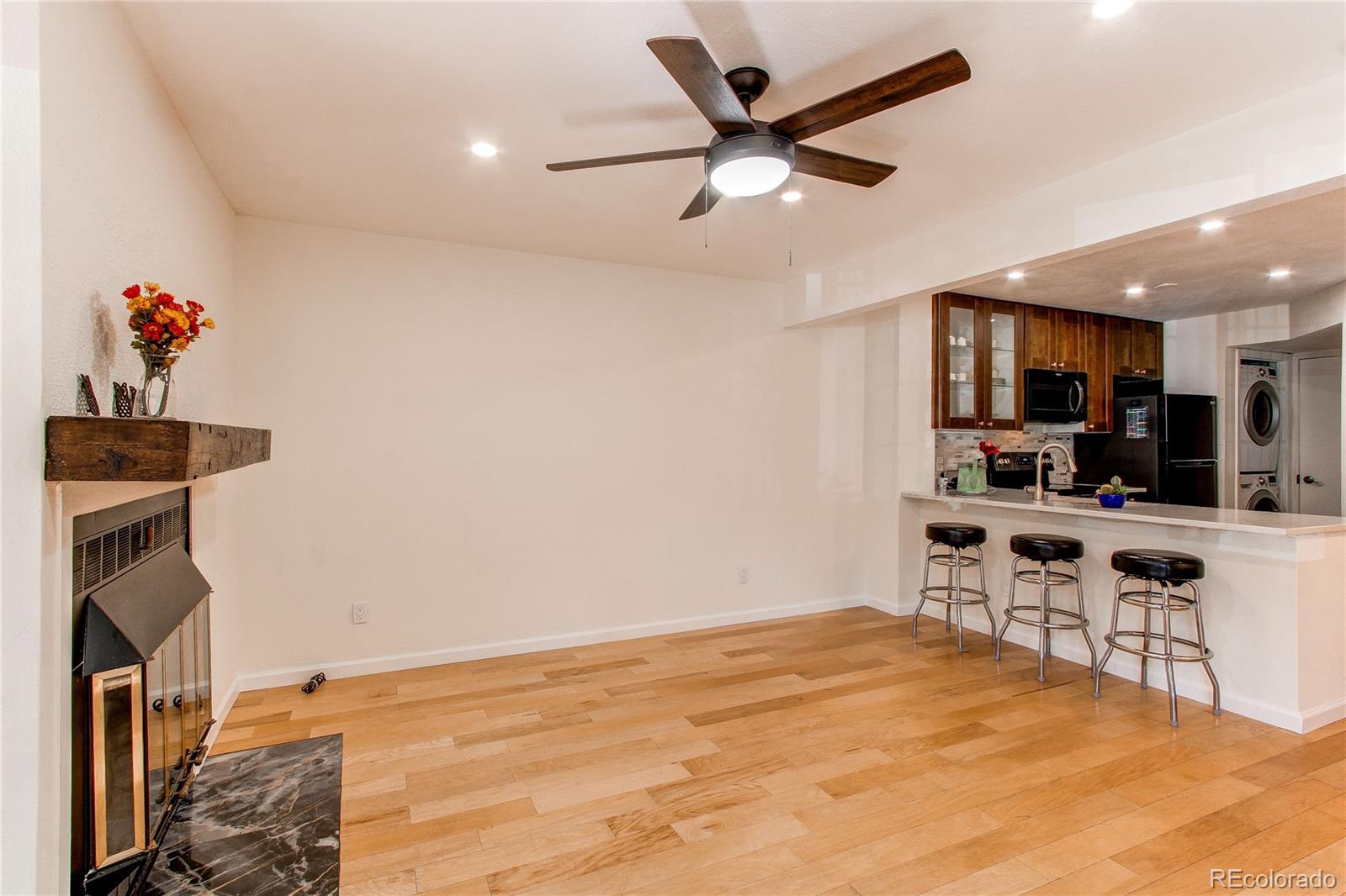 MLS Image #4 for 4878 e kentucky avenue,denver, Colorado