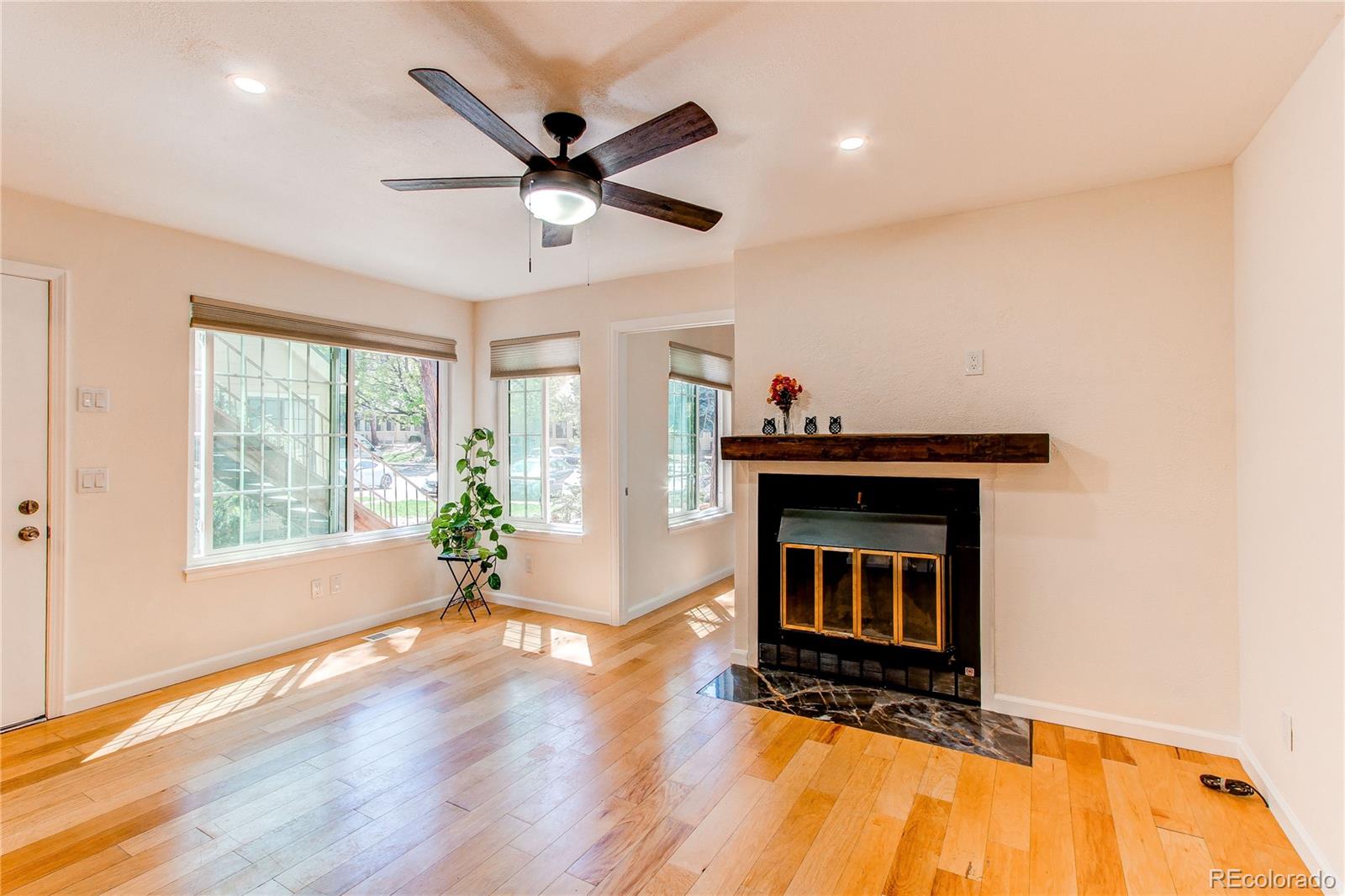 MLS Image #6 for 4878 e kentucky avenue,denver, Colorado
