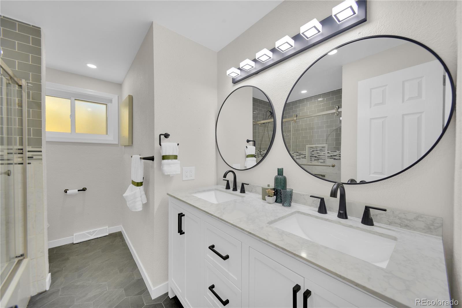 MLS Image #9 for 115  hemlock way,broomfield, Colorado