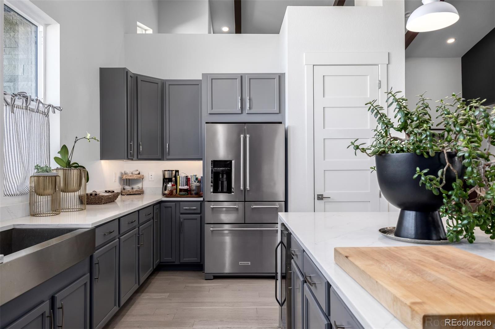 MLS Image #10 for 10246 e 59th place,denver, Colorado