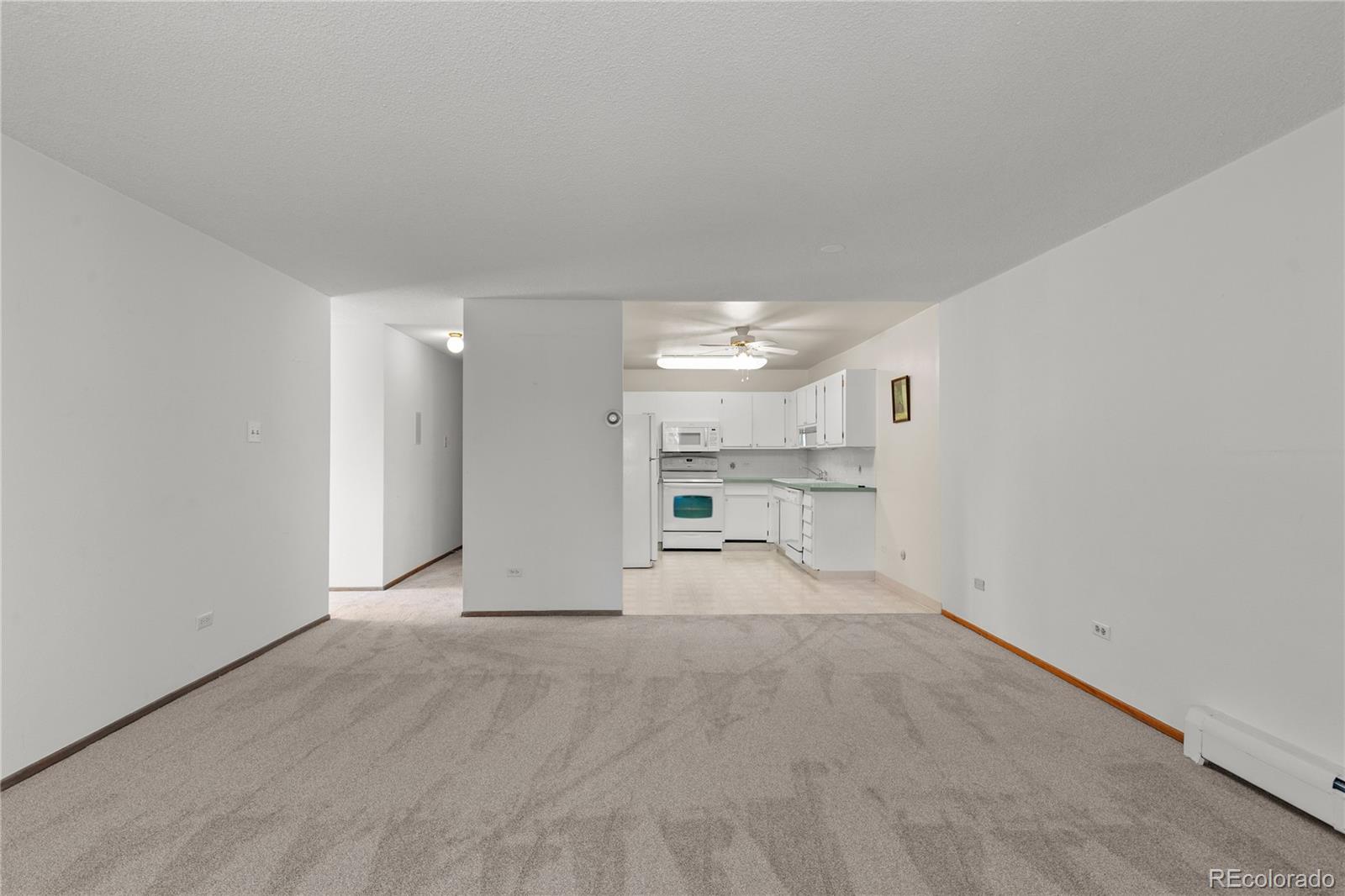 MLS Image #10 for 750 s clinton street,denver, Colorado
