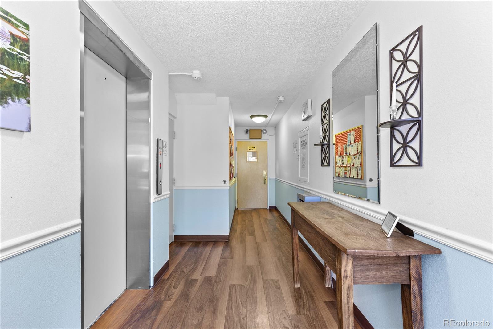 MLS Image #31 for 750 s clinton street,denver, Colorado