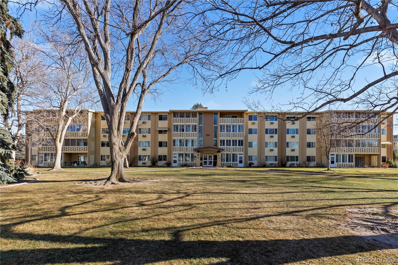 MLS Image #38 for 750 s clinton street,denver, Colorado