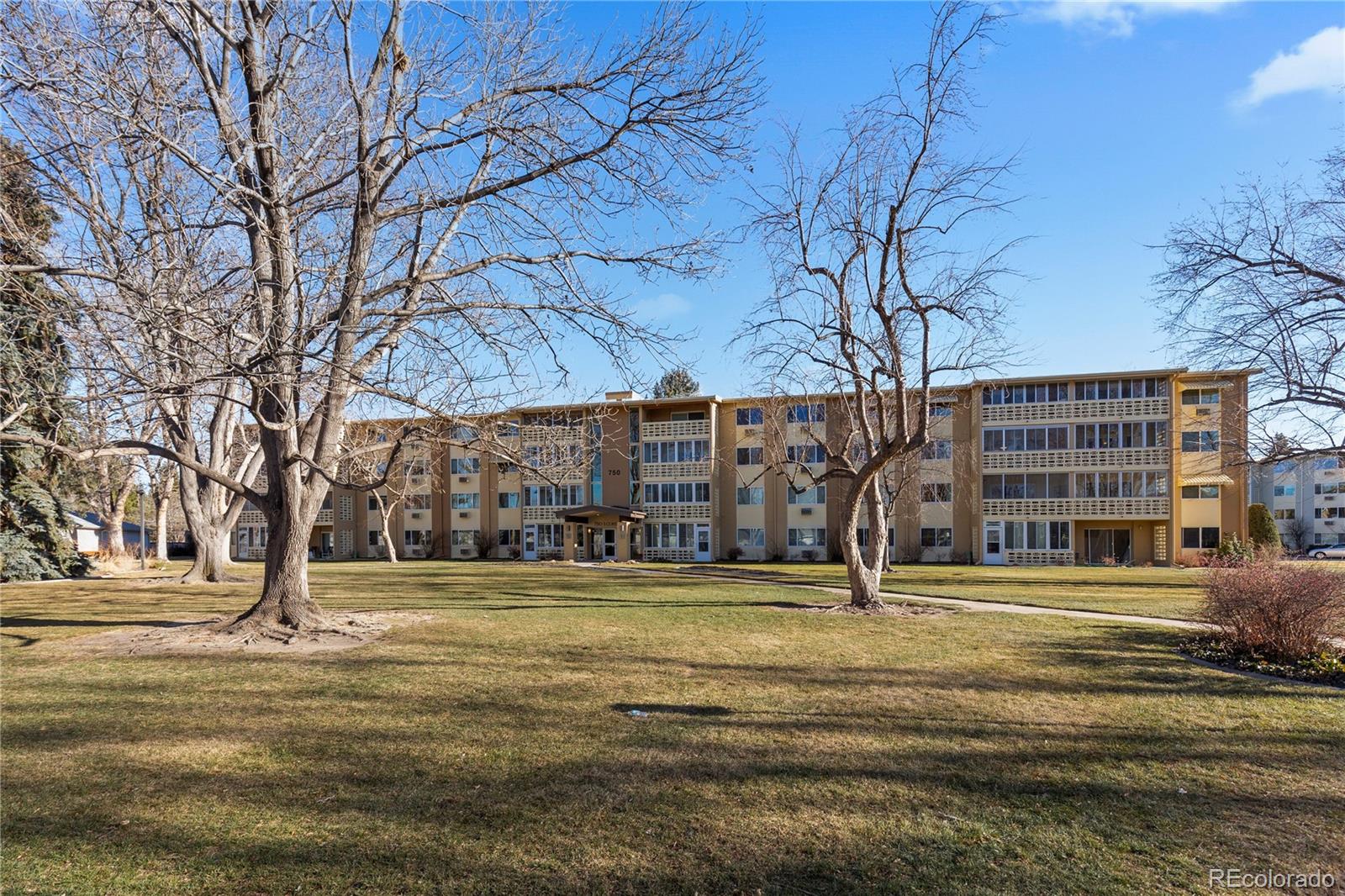 MLS Image #39 for 750 s clinton street,denver, Colorado