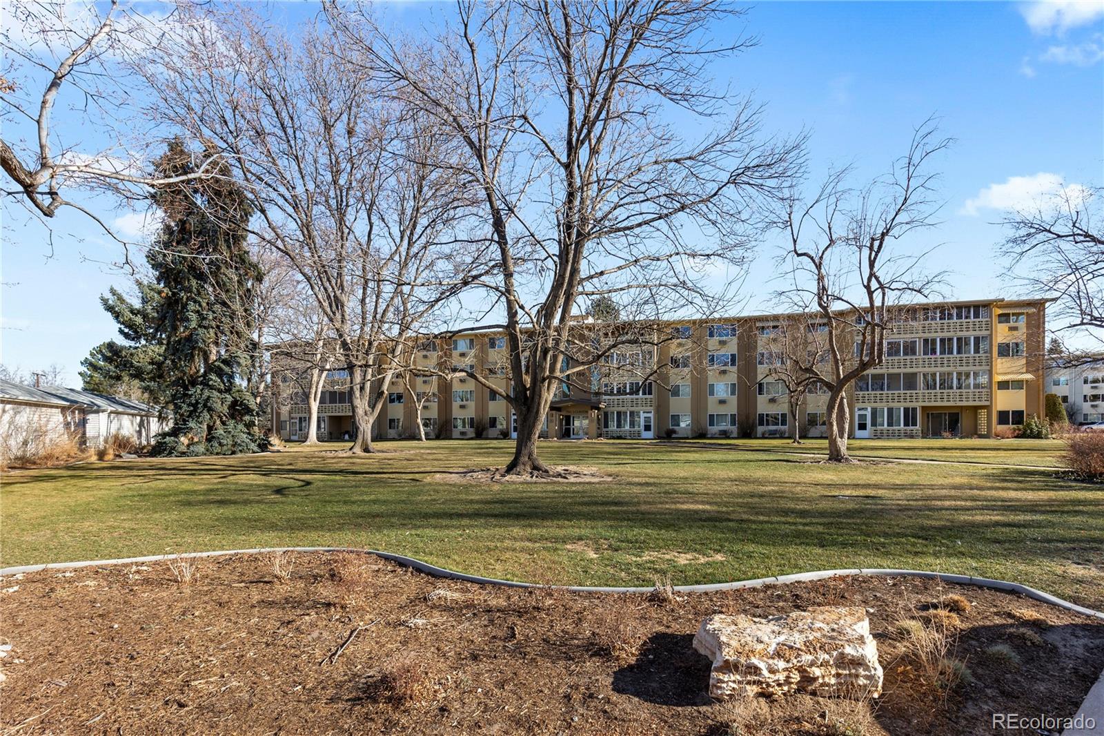 MLS Image #40 for 750 s clinton street,denver, Colorado