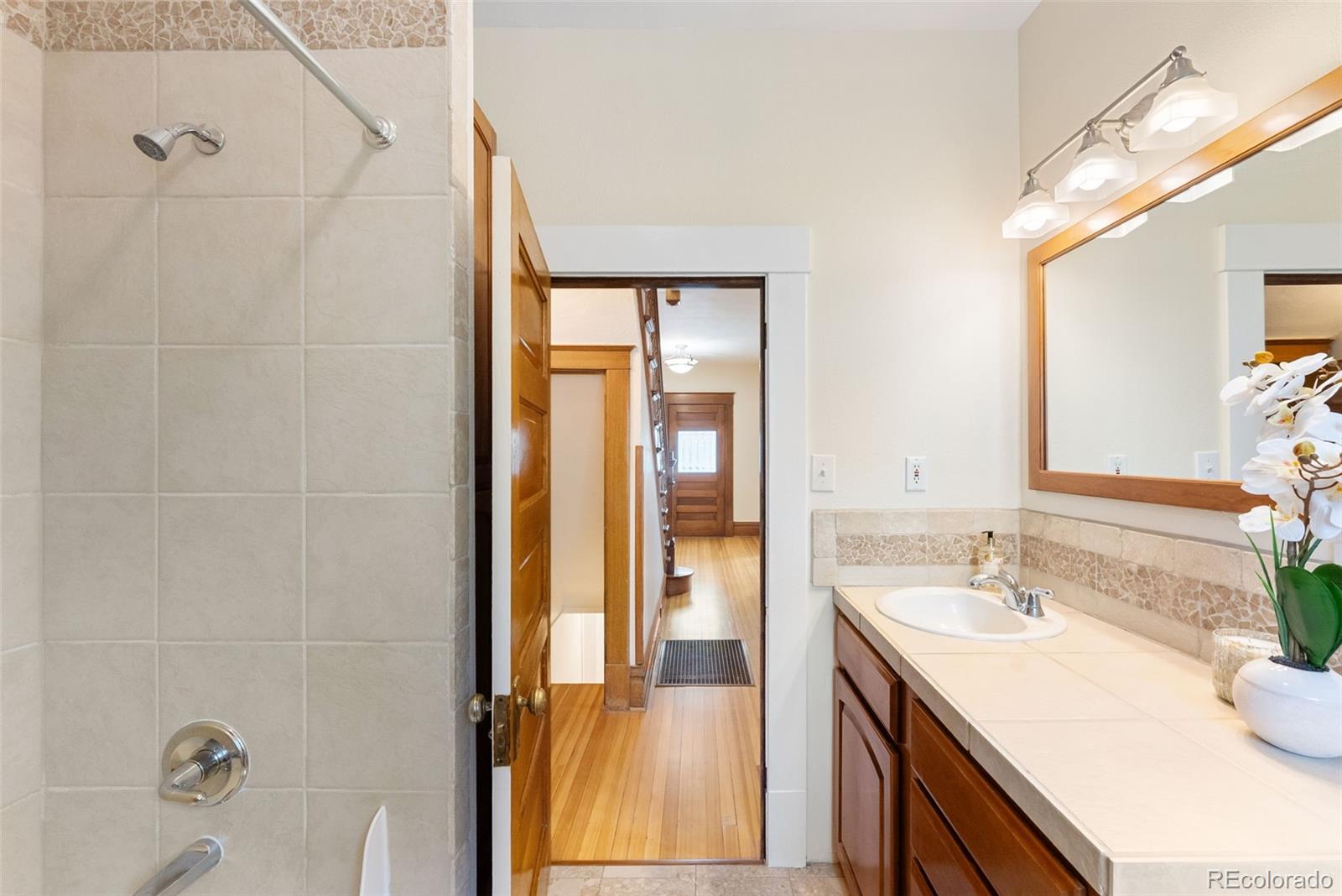 MLS Image #13 for 2171 s columbine street,denver, Colorado