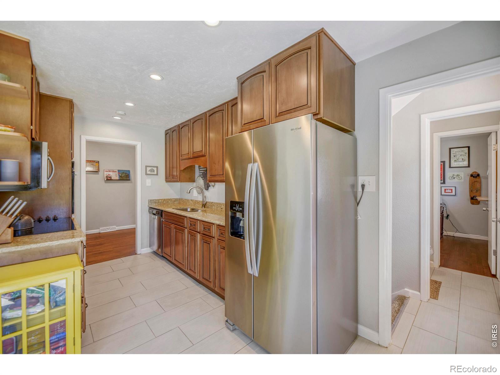 MLS Image #11 for 11520 e 2nd avenue,aurora, Colorado