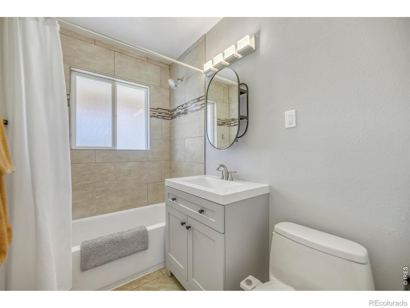 MLS Image #20 for 11520 e 2nd avenue,aurora, Colorado