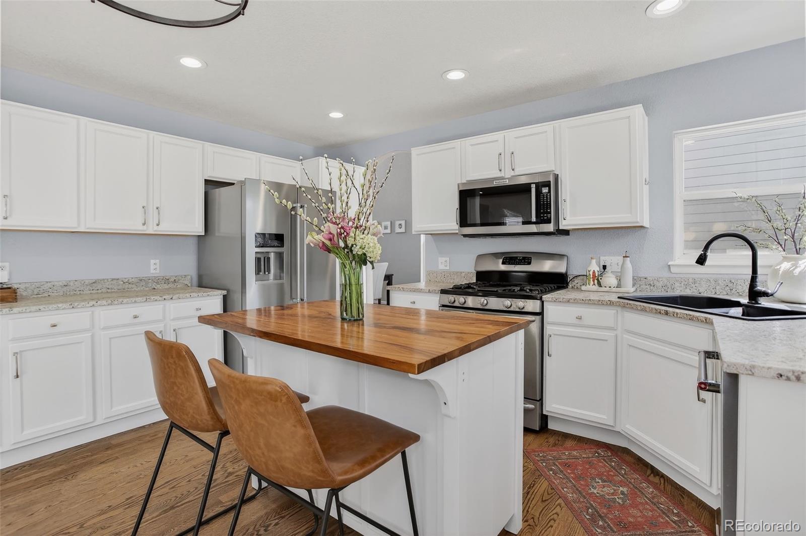MLS Image #15 for 10686 w parkhill place,littleton, Colorado