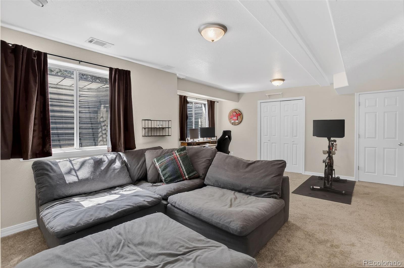 MLS Image #33 for 10686 w parkhill place,littleton, Colorado