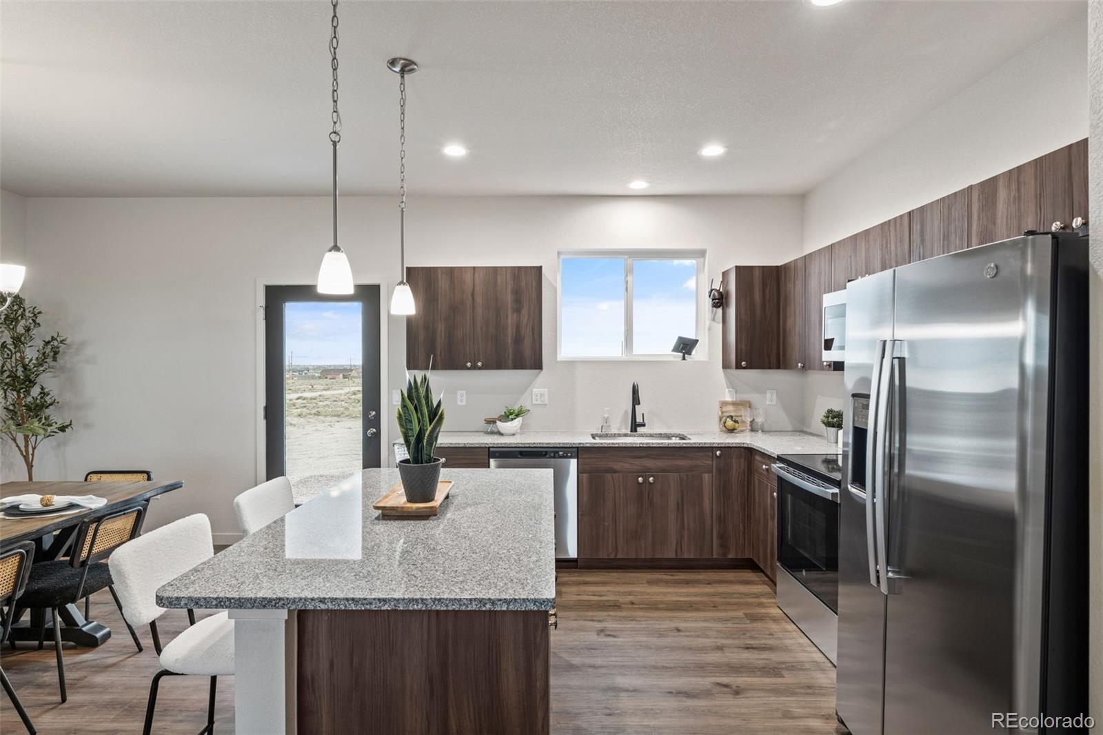 MLS Image #12 for 916 e platteville boulevard,pueblo, Colorado