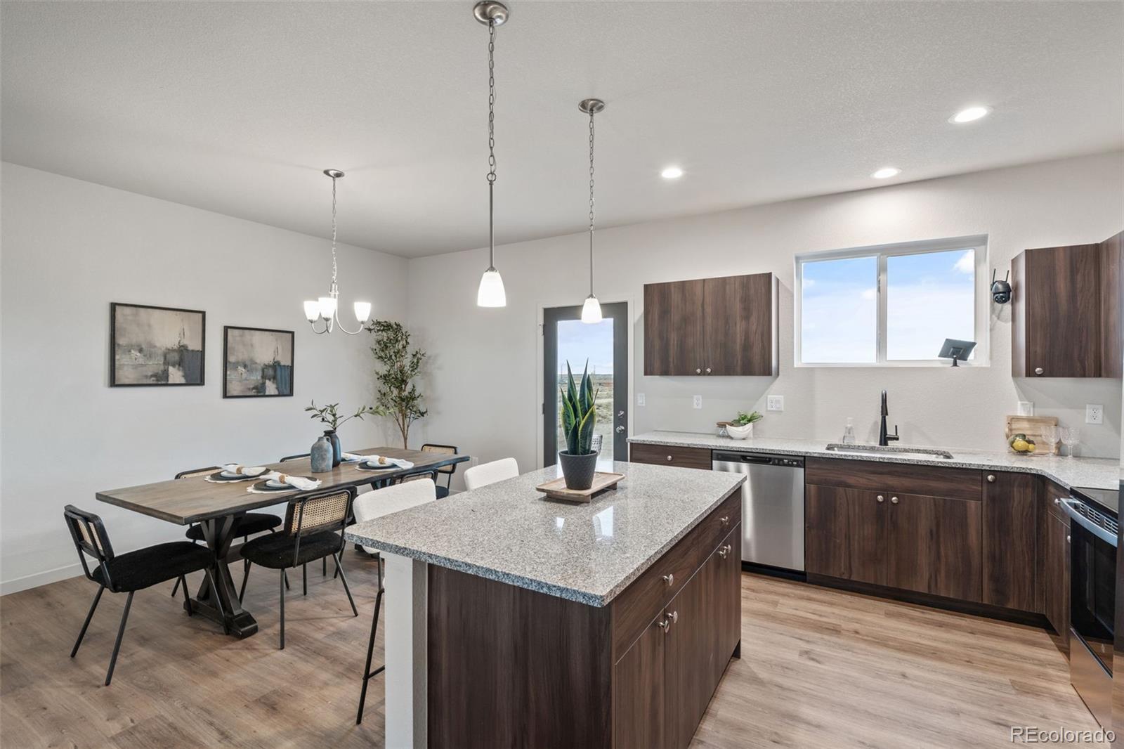 MLS Image #15 for 916 e platteville boulevard,pueblo, Colorado