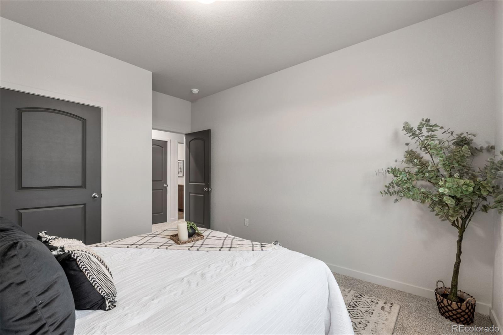 MLS Image #26 for 916 e platteville boulevard,pueblo, Colorado