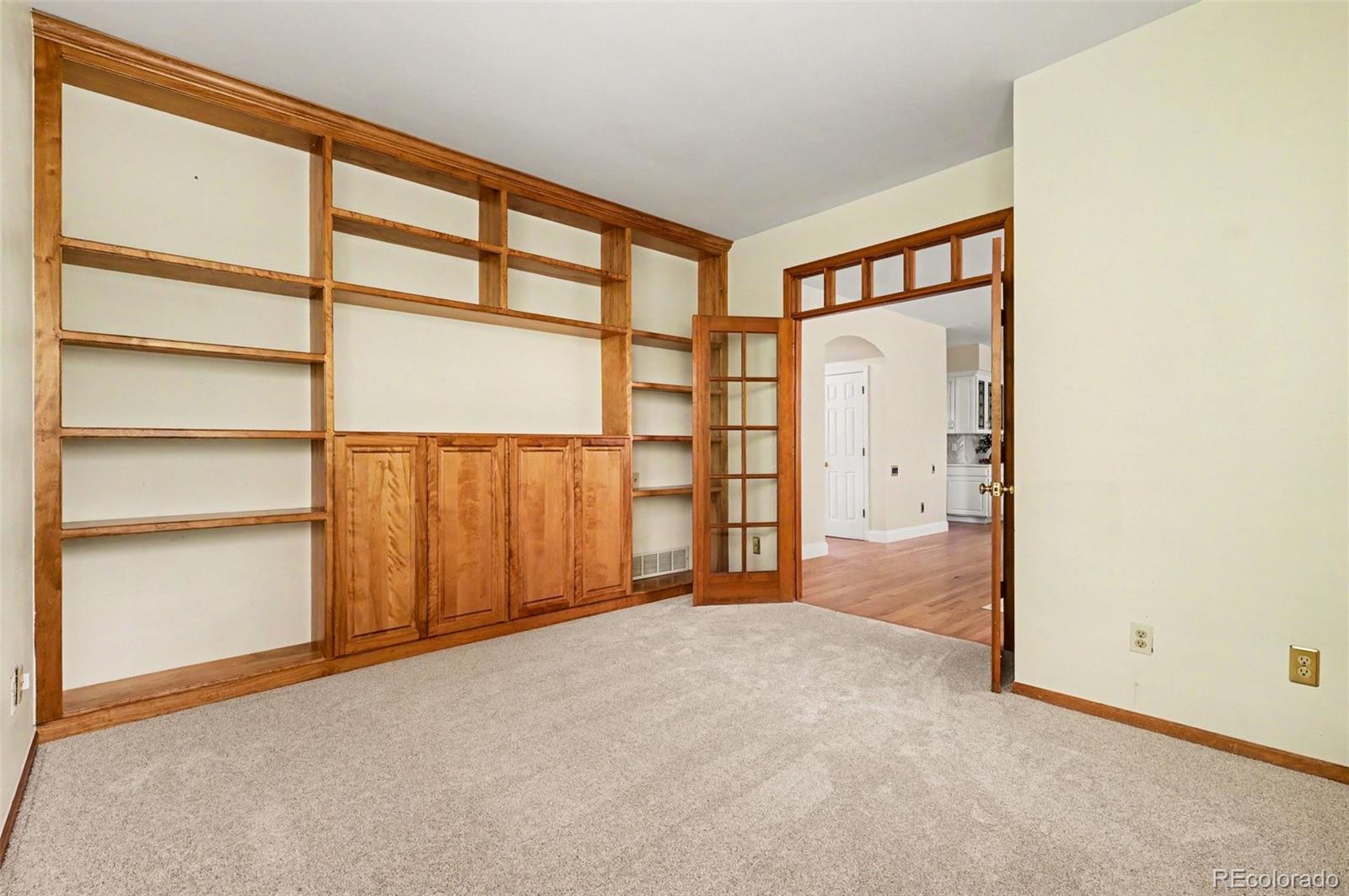 MLS Image #12 for 9231  millcreek court,highlands ranch, Colorado