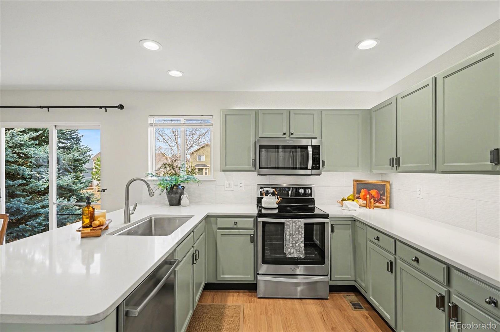 MLS Image #10 for 22935 e orchard place,aurora, Colorado