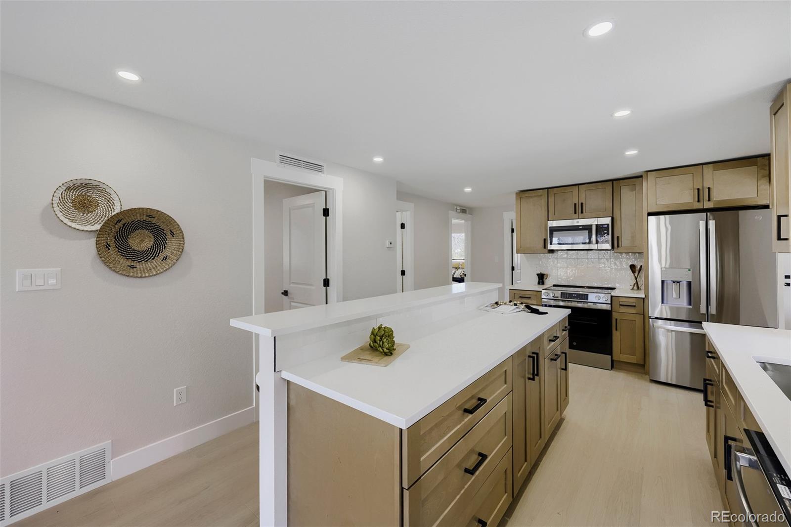 MLS Image #9 for 136  agate way,broomfield, Colorado
