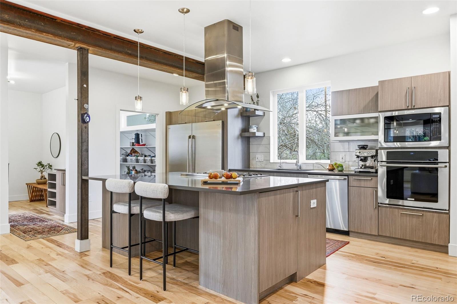 MLS Image #12 for 2379  ivanhoe street,denver, Colorado