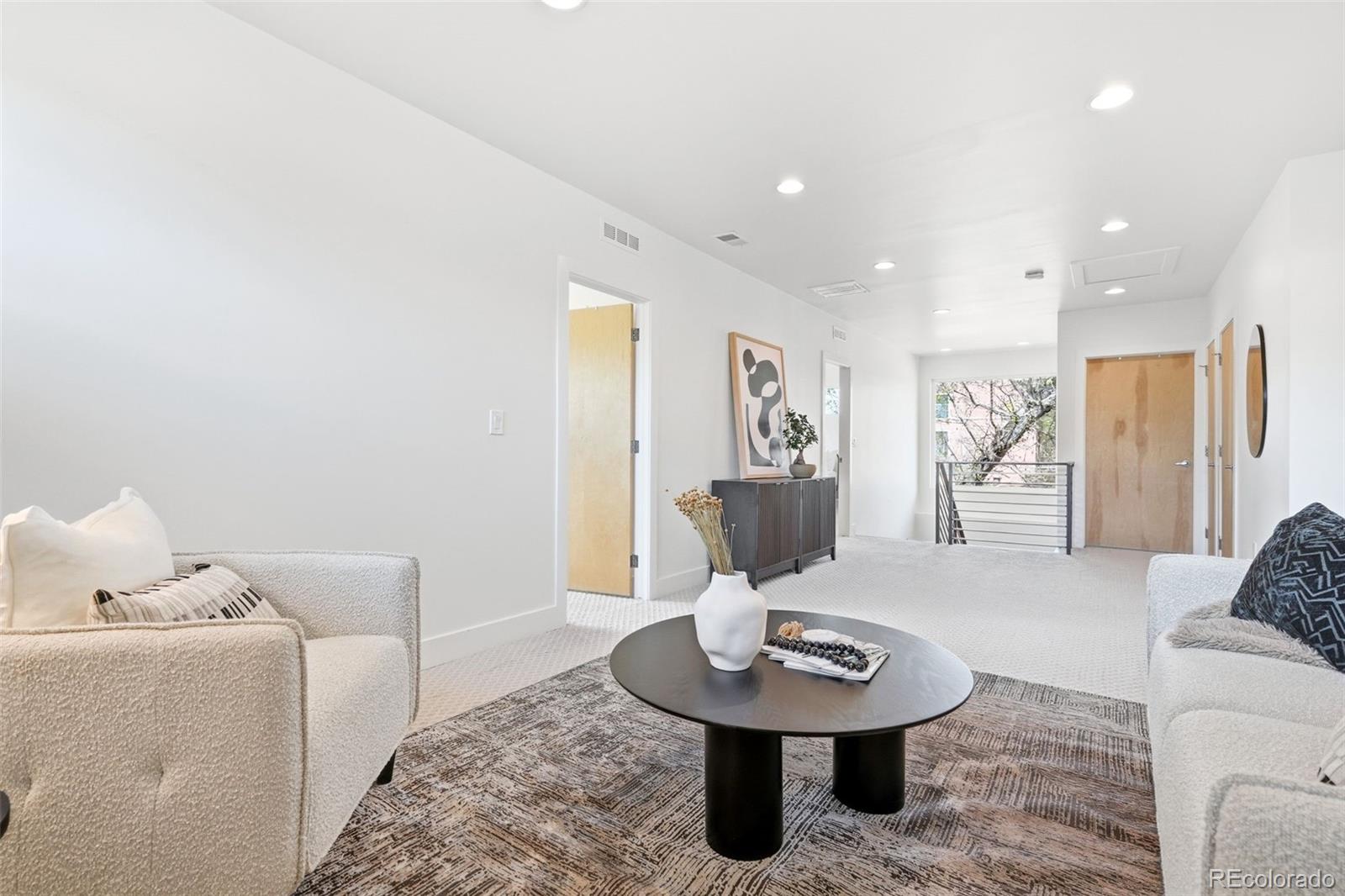 MLS Image #22 for 2379  ivanhoe street,denver, Colorado