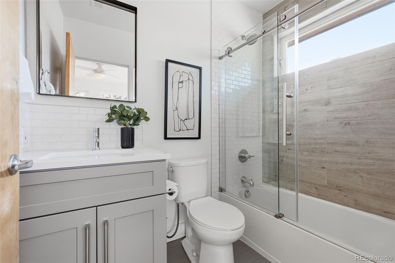 MLS Image #34 for 2379  ivanhoe street,denver, Colorado